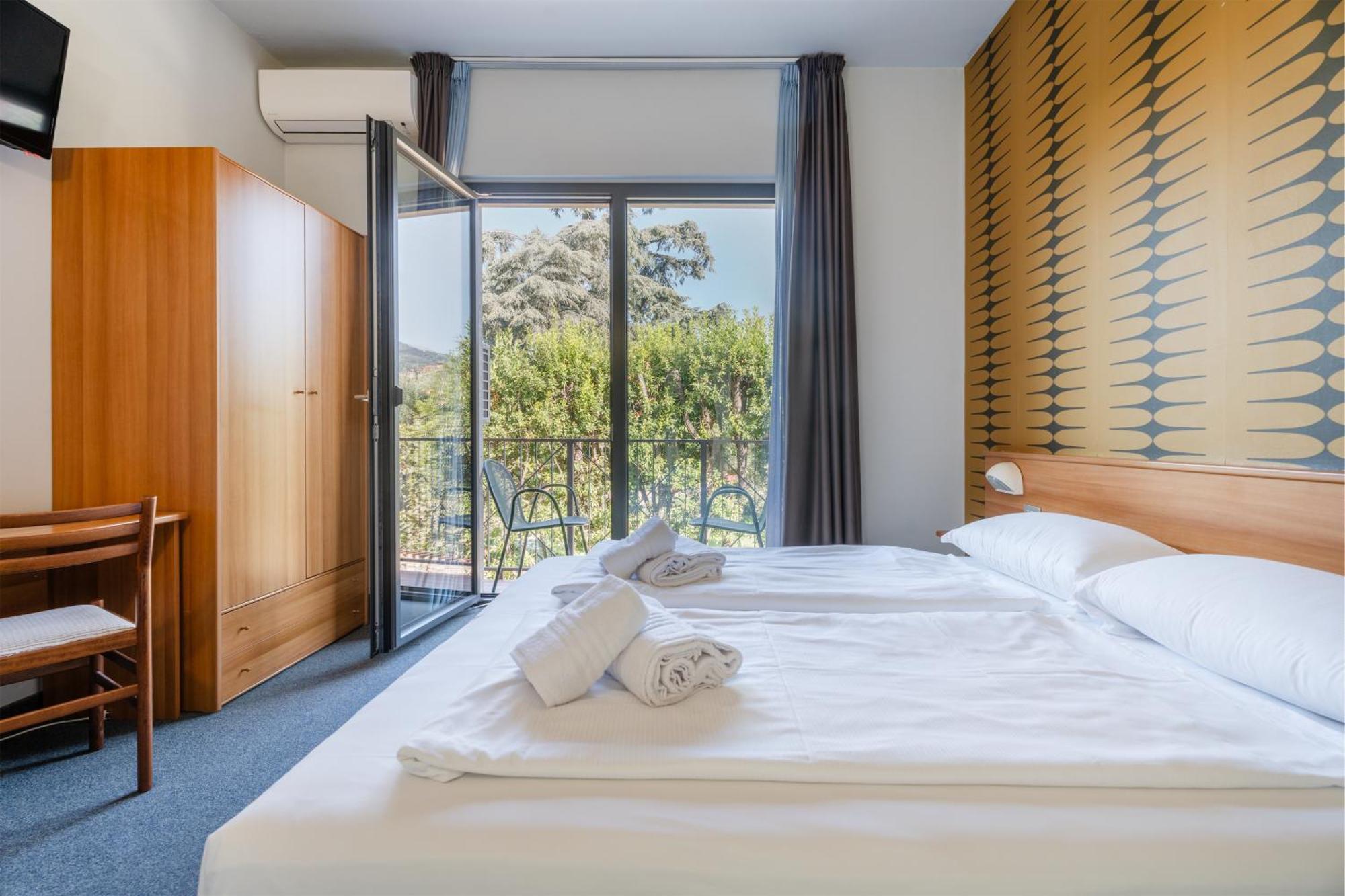 Hotel Al Castello 토리델베나코 외부 사진