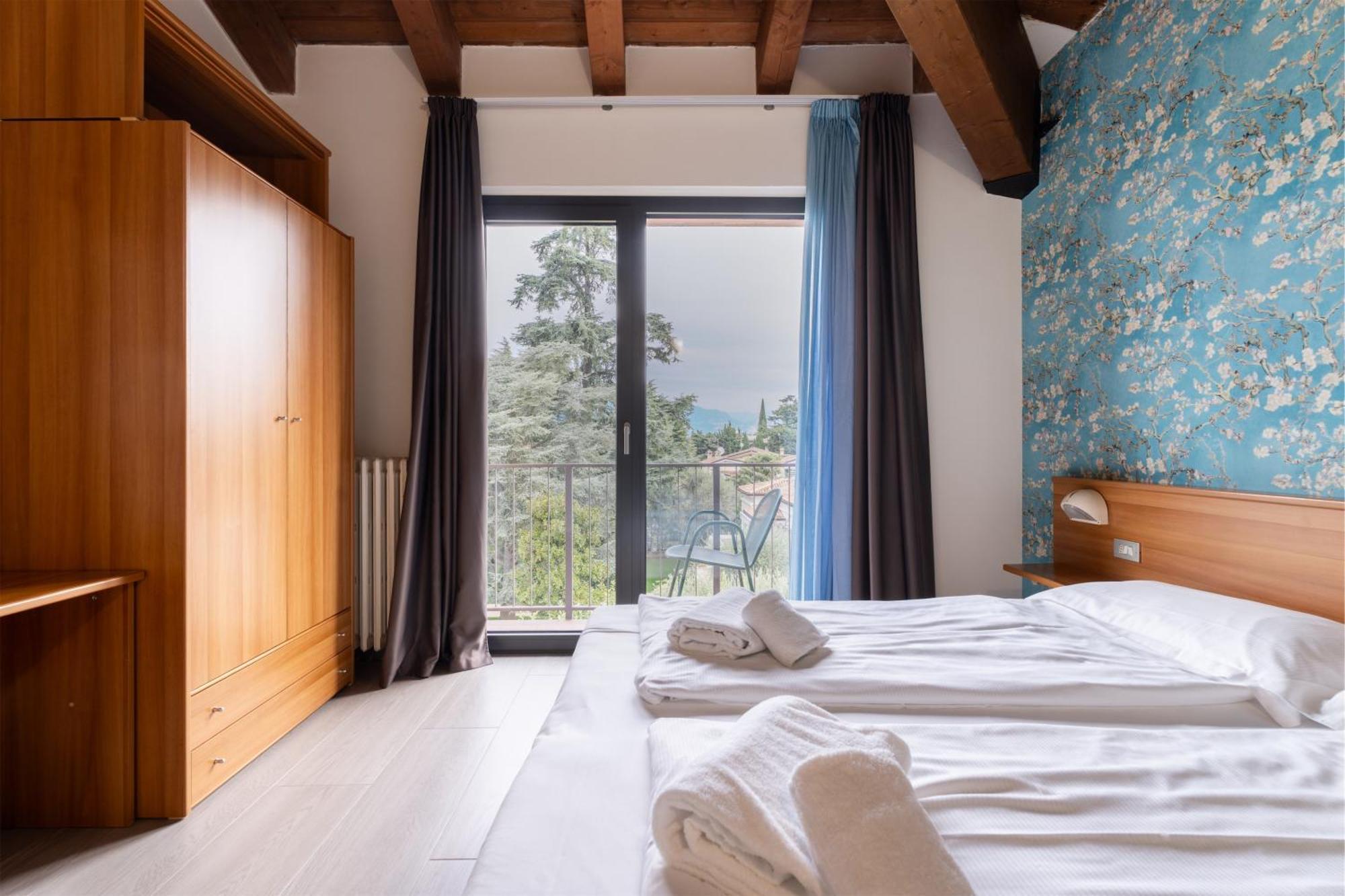 Hotel Al Castello 토리델베나코 외부 사진
